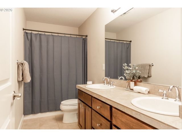 1922 Nw 114TH Ave, Beaverton, OR 97003