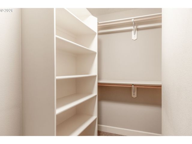 1922 Nw 114TH Ave, Beaverton, OR 97003