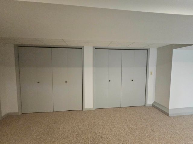 12505 Petersburg Road, Evansville, IN 47725