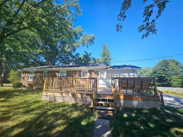 12505 Petersburg Road, Evansville, IN 47725