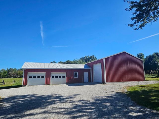 12505 Petersburg Road, Evansville, IN 47725