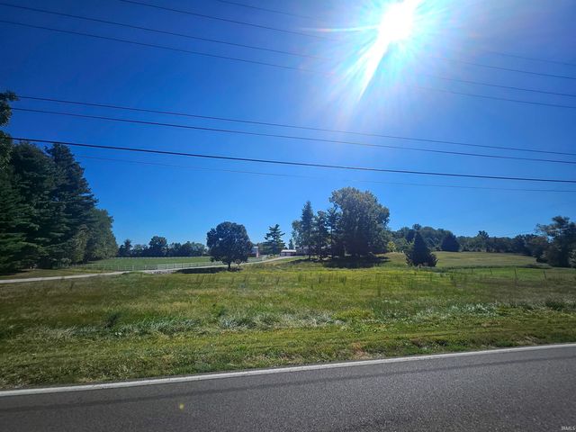 12505 Petersburg Road, Evansville, IN 47725