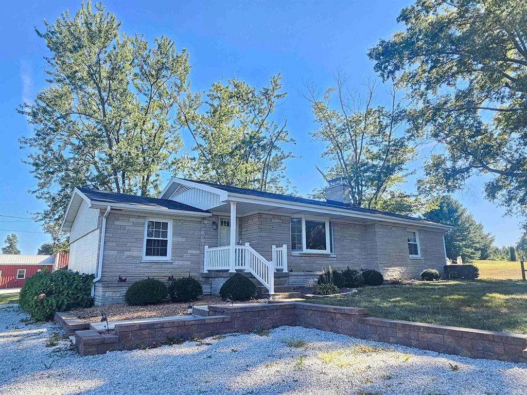 12505 Petersburg Road, Evansville, IN 47725