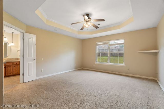 2117 Parkway Circle, Van Buren, AR 72956