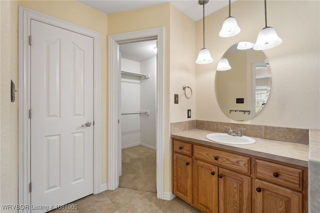 2117 Parkway Circle, Van Buren, AR 72956