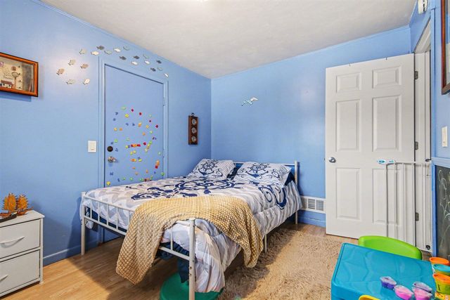 820 S Quarterline Road, Muskegon, MI 49442