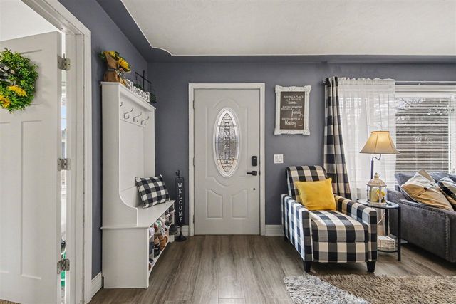 820 S Quarterline Road, Muskegon, MI 49442