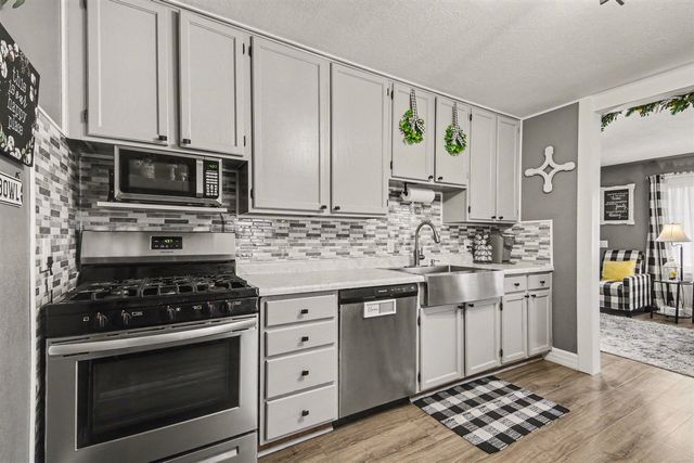 820 S Quarterline Road, Muskegon, MI 49442