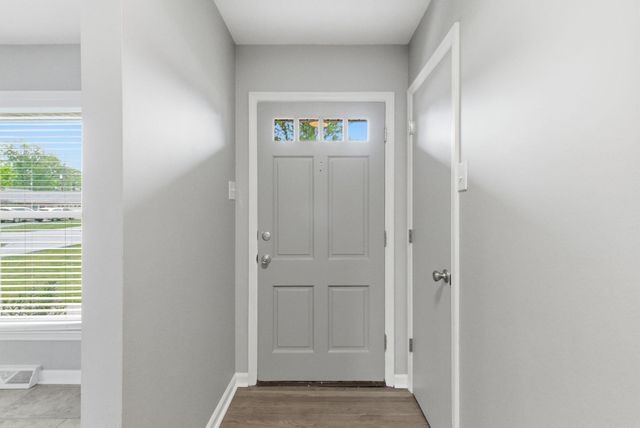 168 Peachtree Drive, Versailles, KY 40383