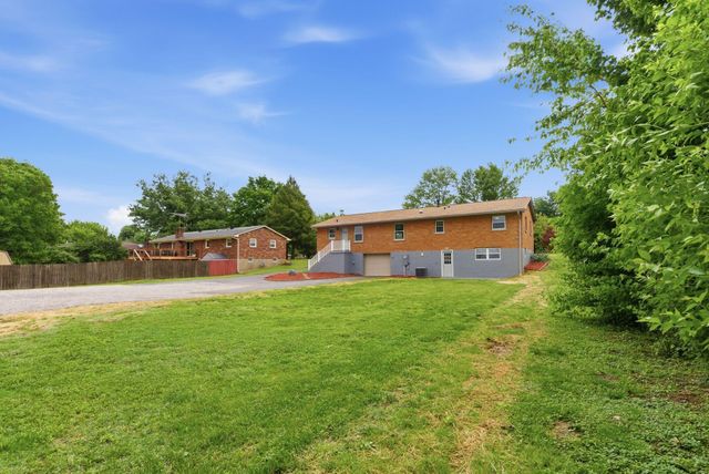 168 Peachtree Drive, Versailles, KY 40383