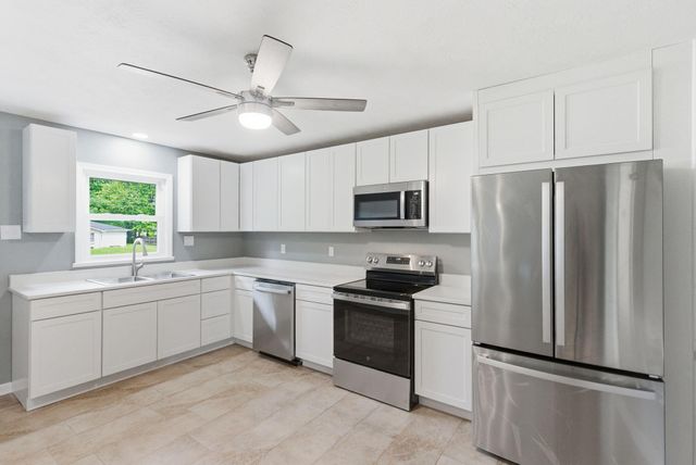 168 Peachtree Drive, Versailles, KY 40383