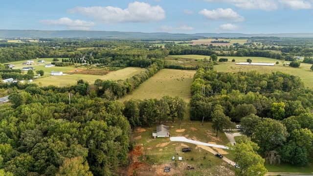 145 Michelle Ln, Winchester, TN 37398