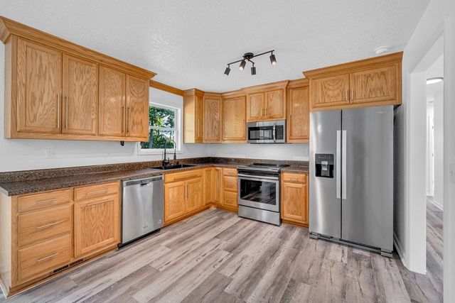 145 Michelle Ln, Winchester, TN 37398