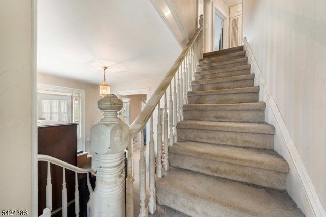 5 Willow St, Cranford Twp., NJ 07016