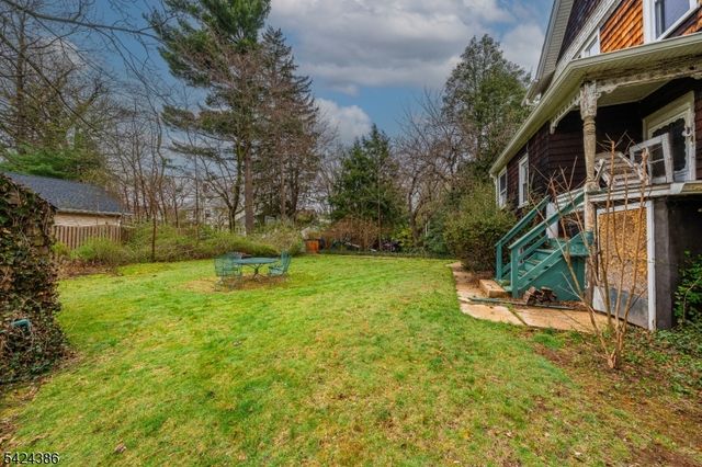 5 Willow St, Cranford Twp., NJ 07016