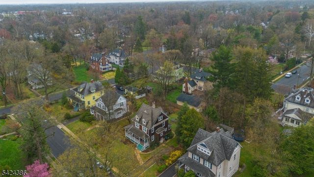 5 Willow St, Cranford Twp., NJ 07016