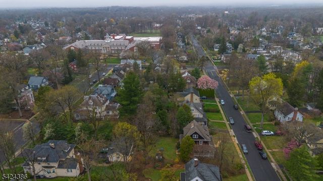 5 Willow St, Cranford Twp., NJ 07016