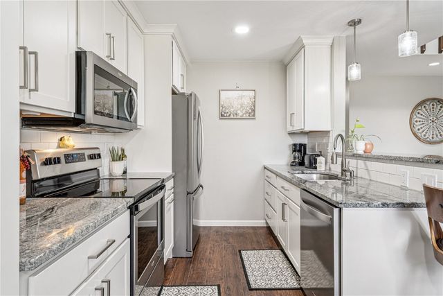 4410 Lorcardo Drive NE, Cedar Rapids, IA 52402