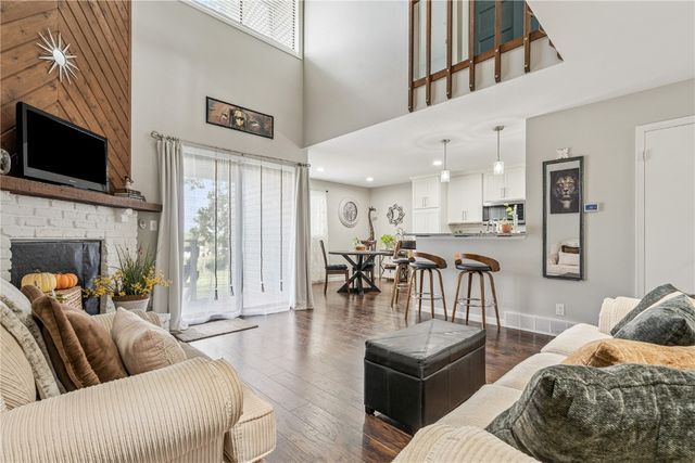 4410 Lorcardo Drive NE, Cedar Rapids, IA 52402