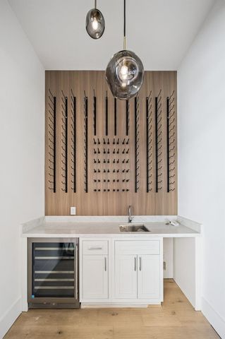 4036 Lanark Lane, Houston, TX 77025