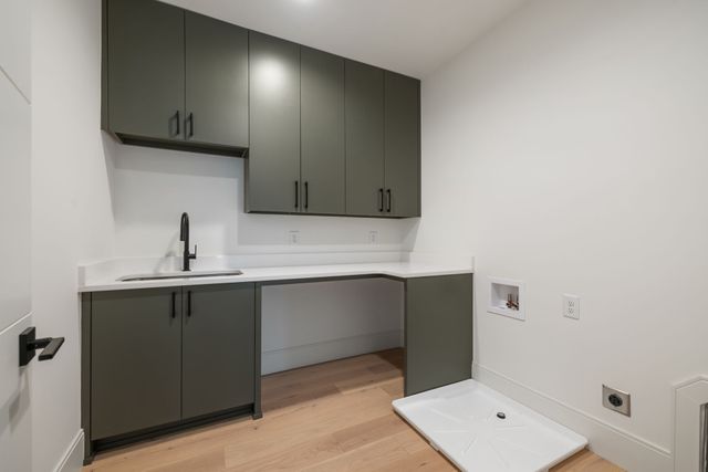 663 Hunters Trl, Nashville, TN 37209