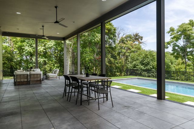663 Hunters Trl, Nashville, TN 37209