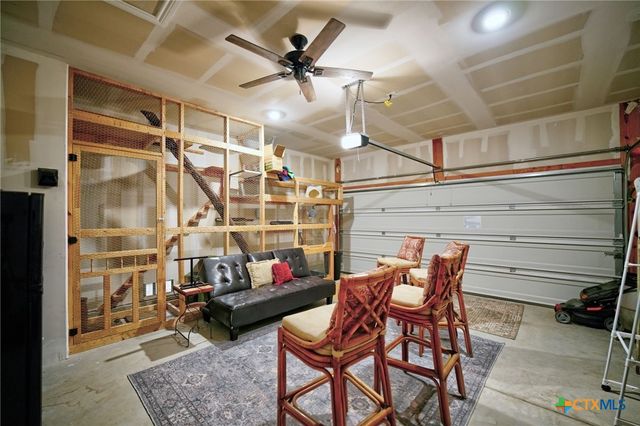 415 Deer Crest Drive, New Braunfels, TX 78130