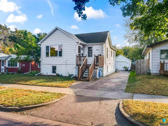 1022 N Van Eps Ave Avenue, Sioux Falls, SD 57103