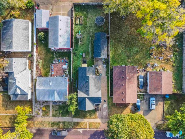 1022 N Van Eps Ave Avenue, Sioux Falls, SD 57103