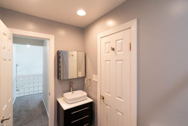 1811 Pope ST, Virginia Beach, VA 23464