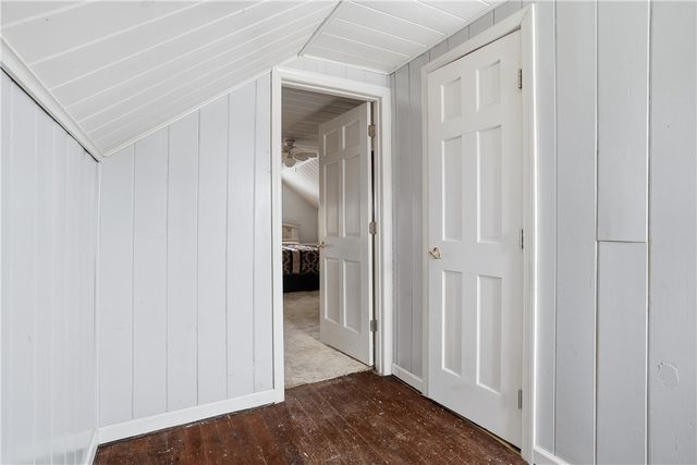 396 Oak Spring Rd, Canonsburg, PA 15317