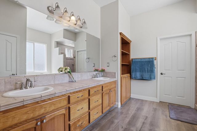 1918 Heidi Way, Yuba City, CA 95993