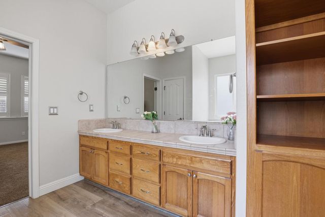 1918 Heidi Way, Yuba City, CA 95993