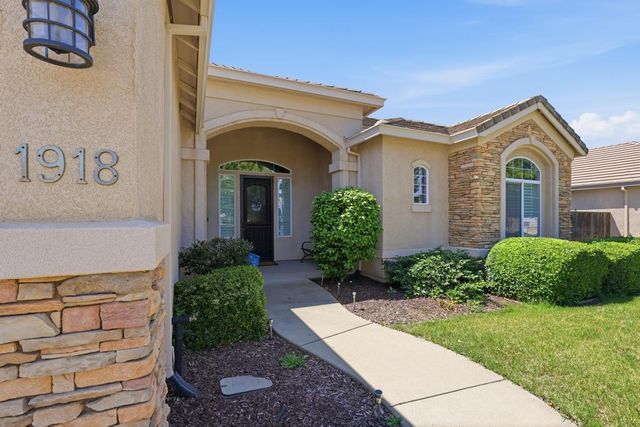 1918 Heidi Way, Yuba City, CA 95993