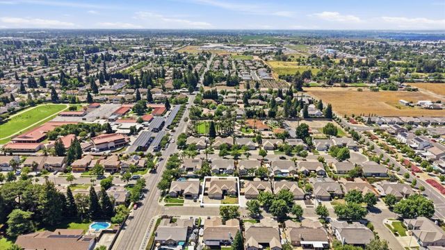 1918 Heidi Way, Yuba City, CA 95993