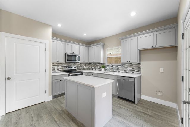 102 Buffalo Springs Road, Mabank, TX 75156