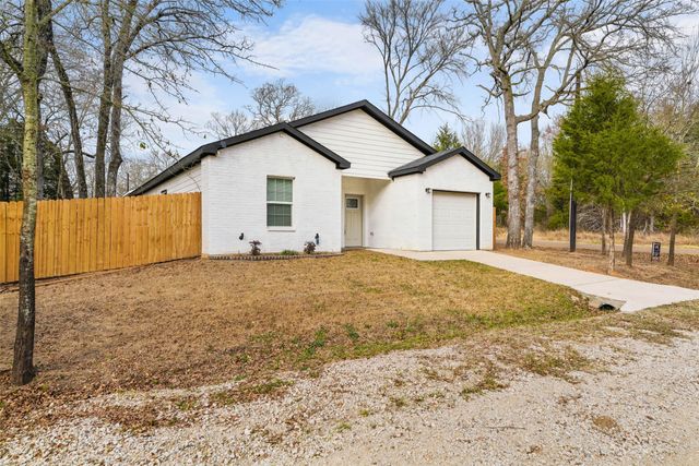 102 Buffalo Springs Road, Mabank, TX 75156