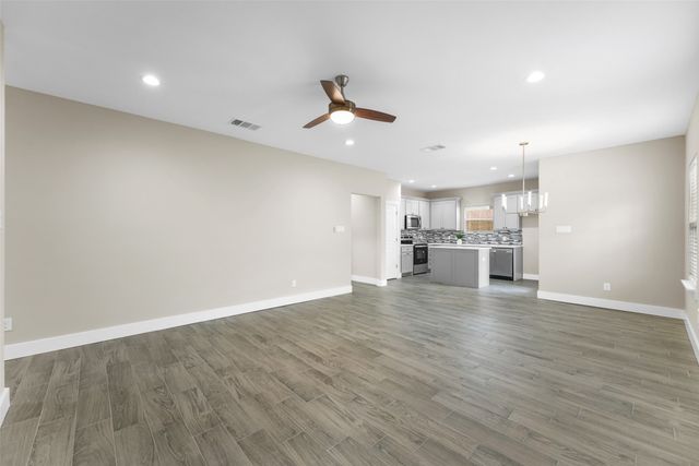 102 Buffalo Springs Road, Mabank, TX 75156