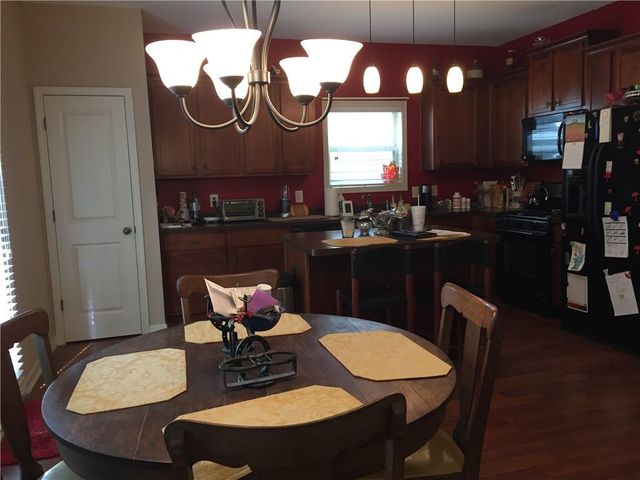 123 Kingland Street, Woodstock, GA 30189