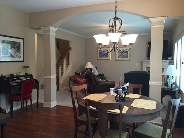 123 Kingland Street, Woodstock, GA 30189
