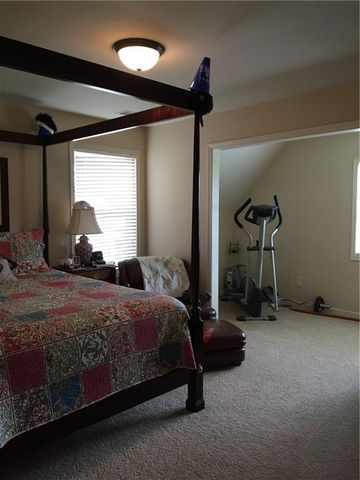 123 Kingland Street, Woodstock, GA 30189