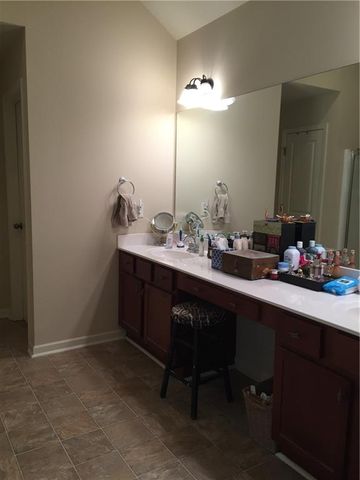 123 Kingland Street, Woodstock, GA 30189