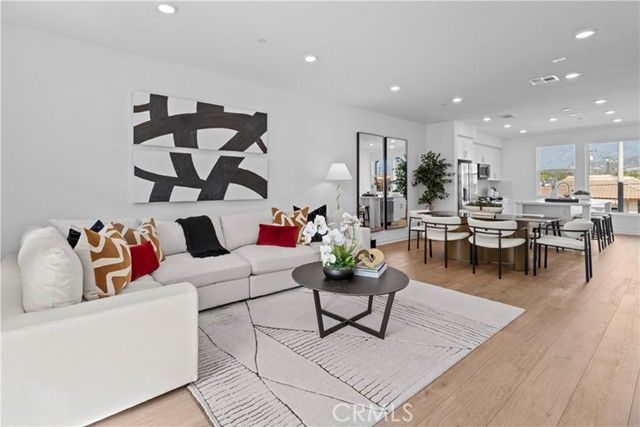 1050 Foothill Boulevard, Claremont, CA 91711