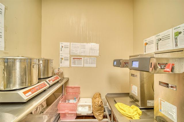 Boba Tea Restaurant For Sale In Flagler Street, Miami, FL 33174