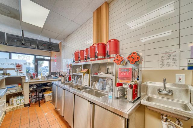 Boba Tea Restaurant For Sale In Flagler Street, Miami, FL 33174