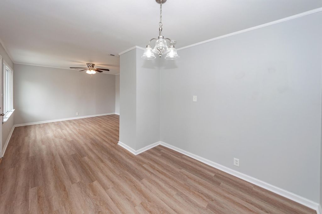 Image 3 of property listing at 2209 Odessa Street, Charleston, SC 29405