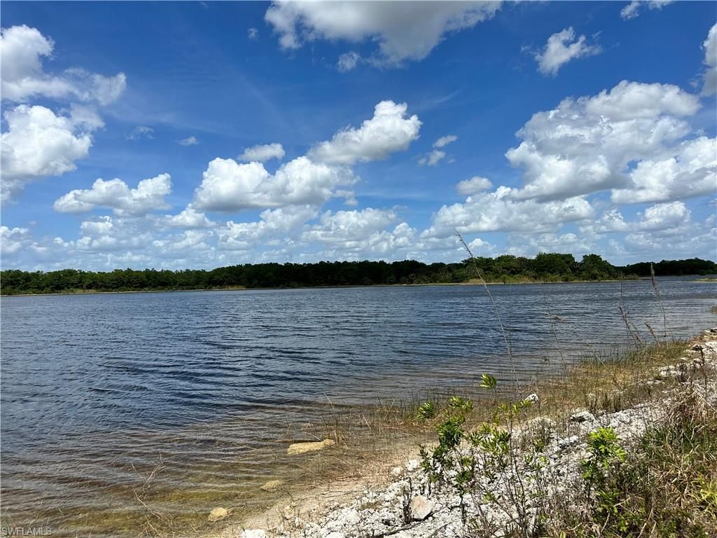 515 Shady Hollow BLVD W, Naples, FL 34120