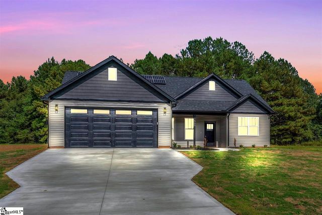 565 Bill Lattimore Road, Chesnee, SC 29323