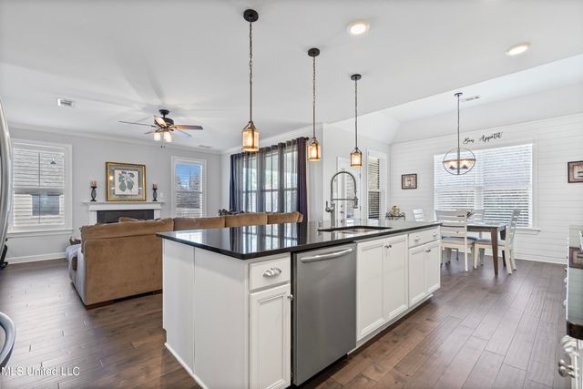 7216 Belle Manor Drive, Olive Branch, MS 38654