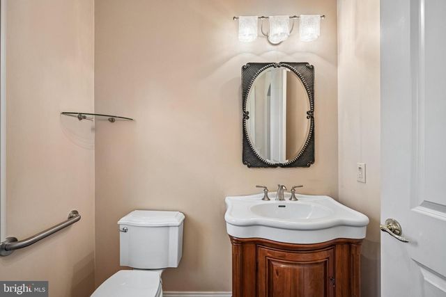 23 COPLEY CIR, West Berlin, NJ 08091